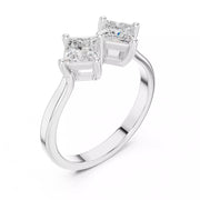 Duo Amor – годежен пръстен с два диаманта Princess в 14K бяло злато