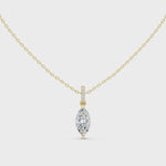 Заредете и пуснете видеото в галерията: Aveline висулка с Marquise диамант 1.5 карата от 14К жълто злато
