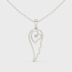 Amora висулка с ангелско крило и сърце, инкрустирана с диамант от 14К бяло злато