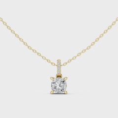 Velora висулка с 1.50 ct Cushion диамант от 14K жълто злато
