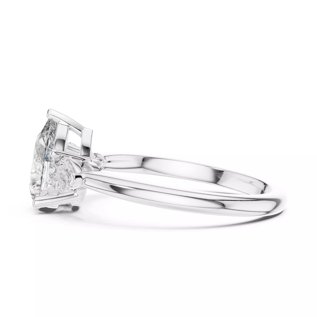 Triamara – годежен пръстен с 3 Pear диаманта, централен 1.20 ct и елегантни странични камъни в 14К бяло злато