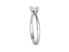 Vela – годежен пръстен солитер с диамант 0.50 ct в 14K бяло злато